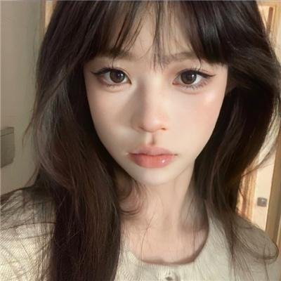 龙纹身的女鬼入镜